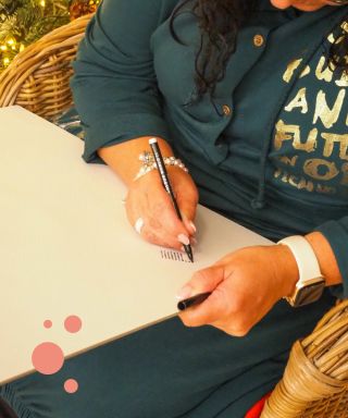 Liniște, puncte și timp pentru tine. ✨ Pictura cu puncte relaxează și aduce bucurie. Cadoul perfect și o clipă creativă de...